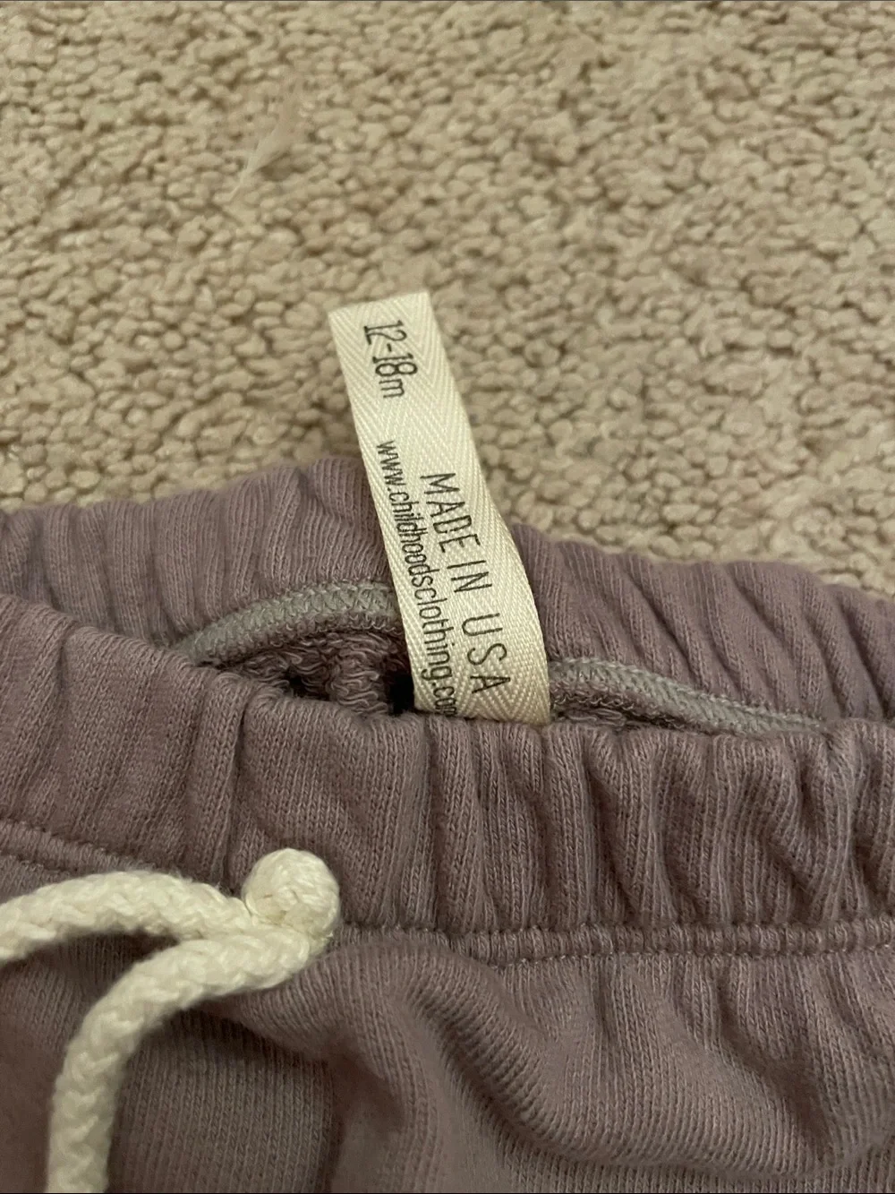 Childhood’s Clothing Two-Tone Gray & Lavender Kids Sweatsuit Set